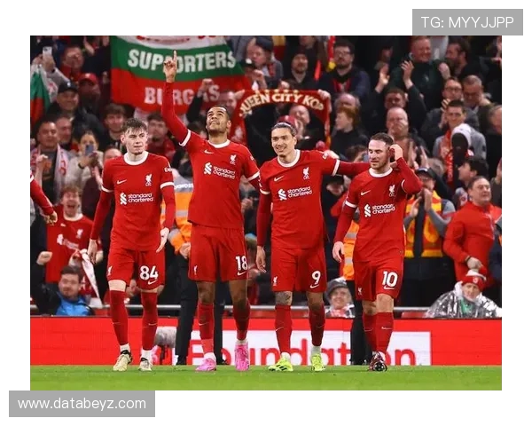 森林在英超赛场迎战利物浦，状态回暖值得关注