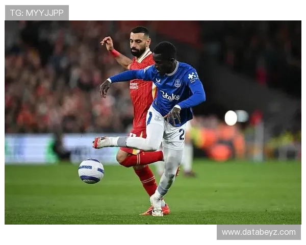 利物浦重返争冠行列,英超竞争格局迎来关键变化 利物浦重返争冠行列,英超竞争格局迎来关键变化