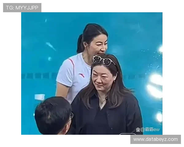 伏明霞当年跳水拿金牌，转身就嫁豪门，现在朋友圈晒的全是普通人看不懂的日常