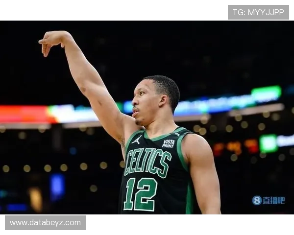 格兰特·威廉姆斯挡拆拉开空间提升队友三分效率